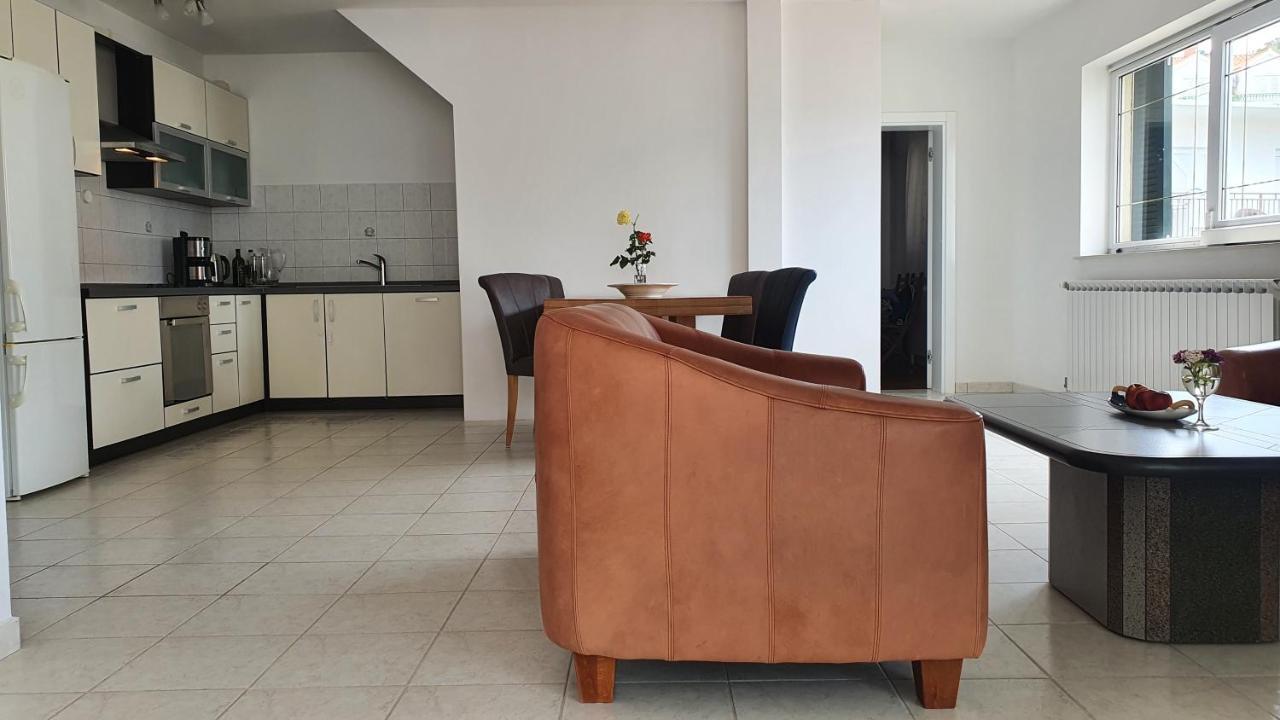 Apartments Riljic Хвар Экстерьер фото